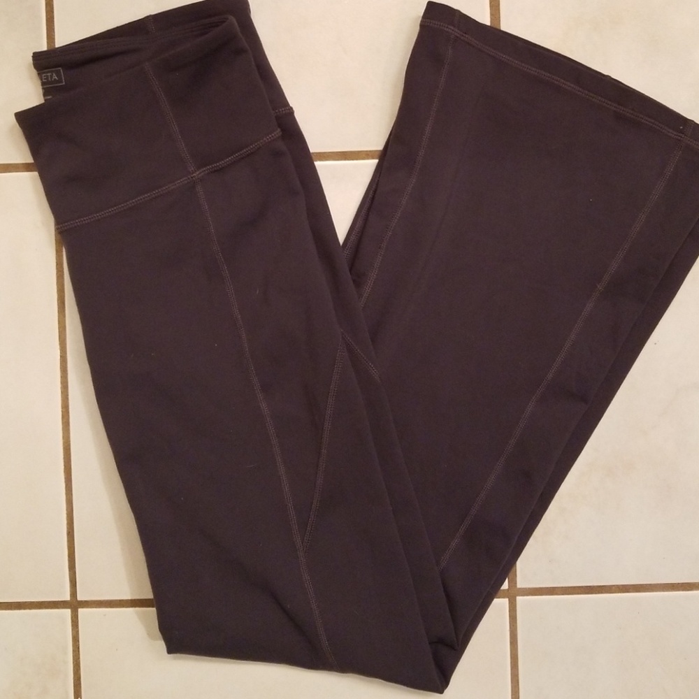 ⚠️CLOSING FOR NOW⚠️Atheta yoga pants small